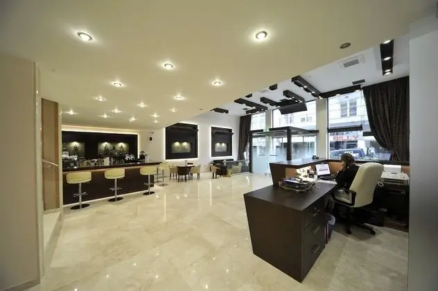 Europa Hotel - Lobi