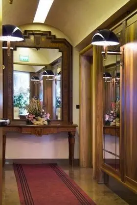 Hotel Europa - Lobi