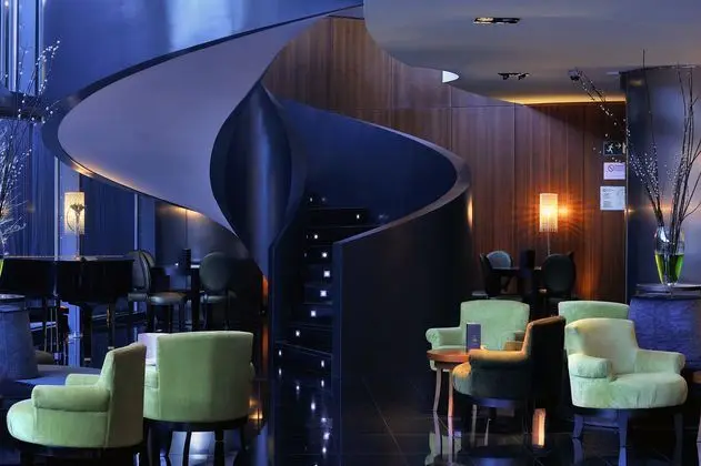 Eurostars Madrid Tower - Bar