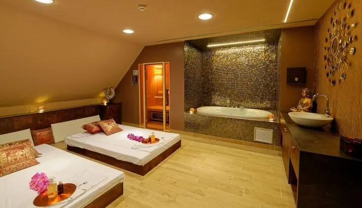 Eurostars uHotel - Dış Mekan