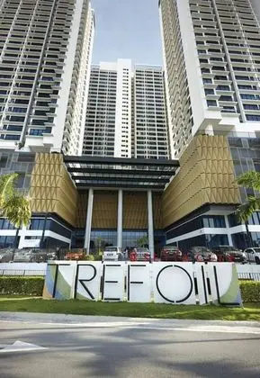 Euzmo Residences at Trefoil - Dış Mekan