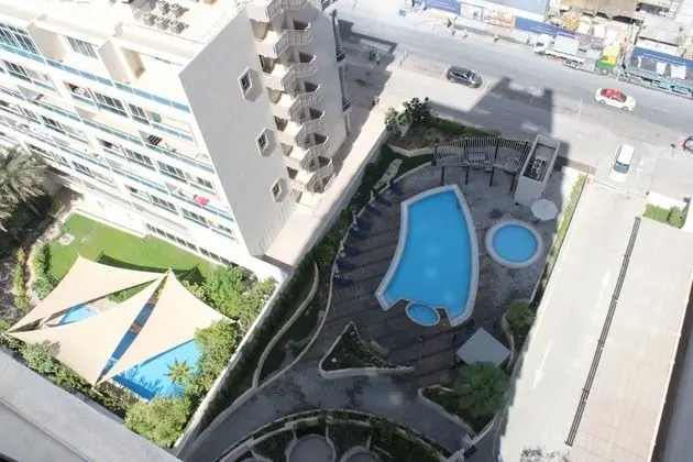 EVA - 2BR Apt in the heart of Dubai - Havuz