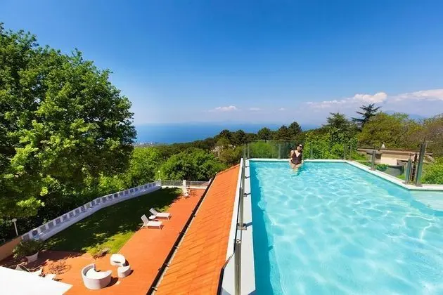 Villa Eva With Swimming Pool SPA Terraces Sea View Parking and Air Conditioning