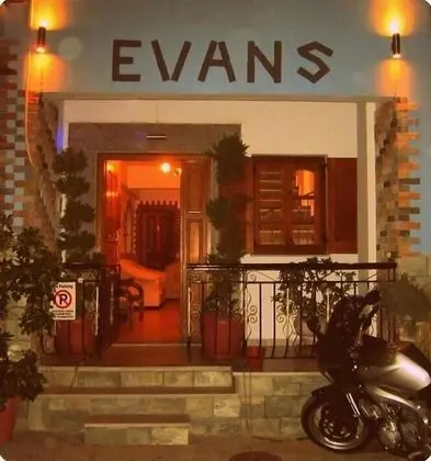 Evans Studio - Dış Mekan