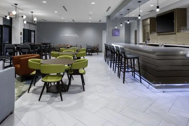 EVEN Hotel Shenandoah - The Woodlands, an IHG Hotel - Yerinde Yemek