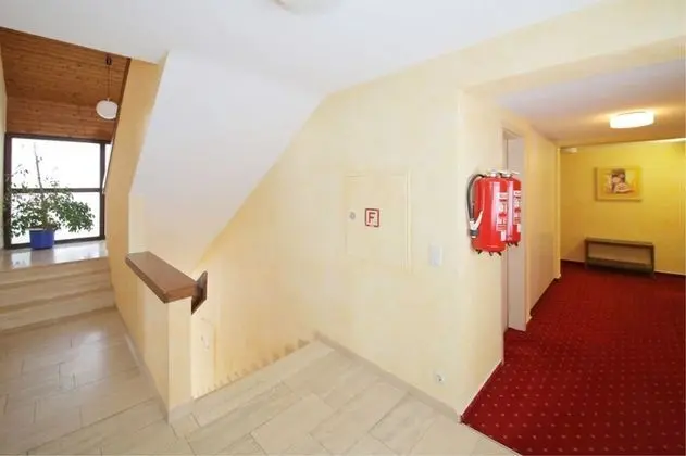 Eventhof Platzhirsch - İç Mekan
