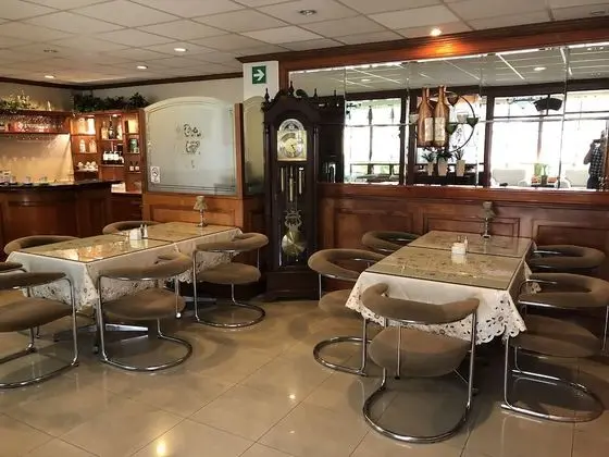 Ever Green Hotel - Yerinde Yemek