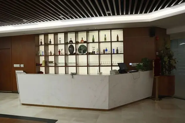 Everbright Convention & Exhibition Centre Hotel - Yerinde Yemek