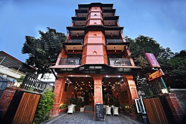 Everest Boutique Hotel
