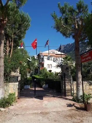 Everest Apart Hotel - Dış Mekan