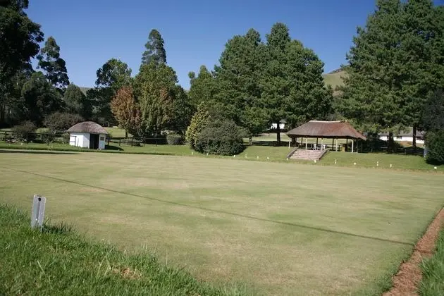 Everglades Hotel & Conference Centre - Dış Mekan