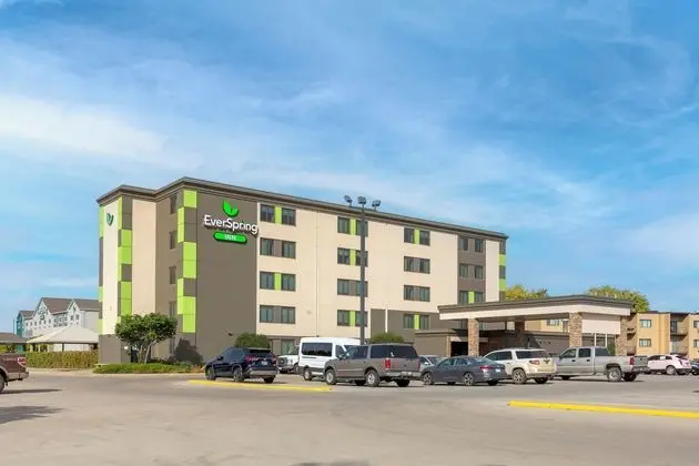 EverSpring Inn & Suites – Bismarck - Dış Mekan