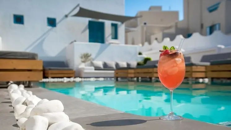 Evgenia Villas & Suites by Calm Collection - Havuz