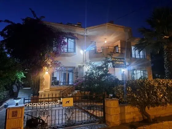 Evim Palace - 1