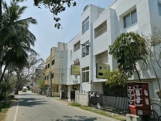 Evlewt Service Apartment