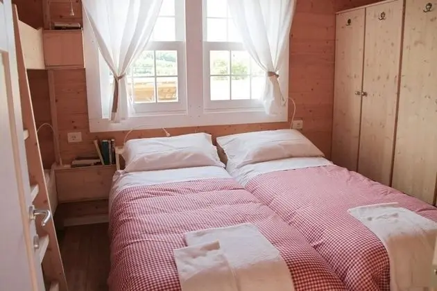 Evolution Wood Accommodation - Oda