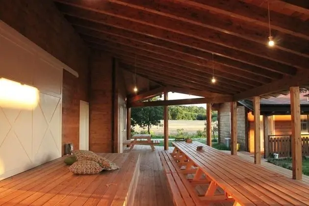 Evolution Wood Accommodation - Yerinde Yemek