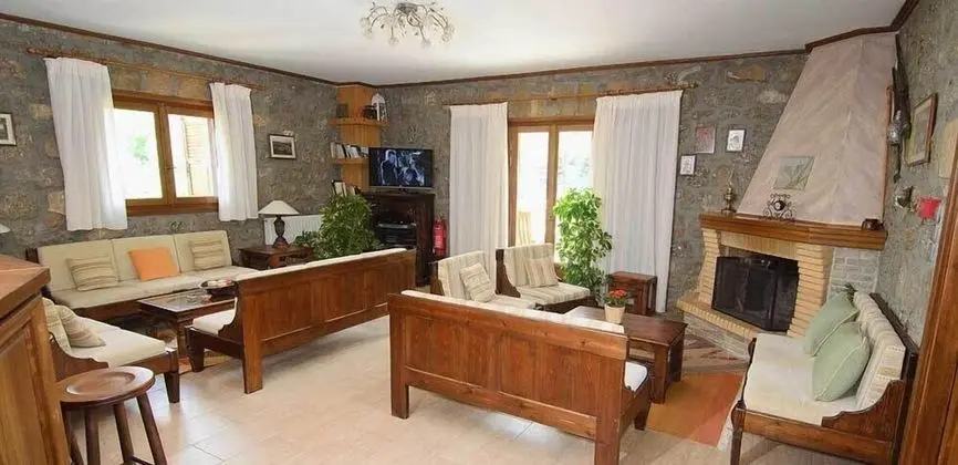 Evrostini Guest House - İç Mekan