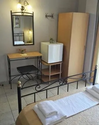 Exarchos Guest House - Oda