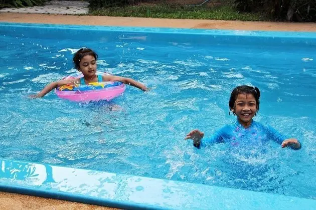 Excellence Villas & Hostel - Havuz