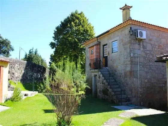 Excellent Cottage in Santa Comba With Communal Swimming Pool - Dış Mekan