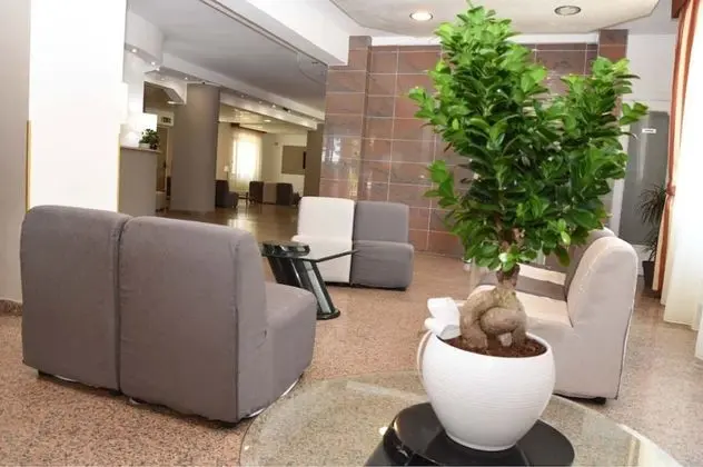 Hotel Excelsior - Lobi