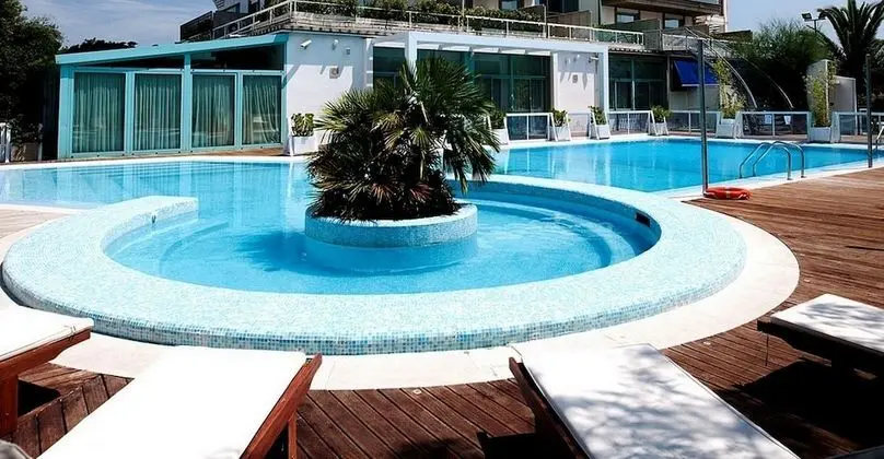Hotel Excelsior - Havuz