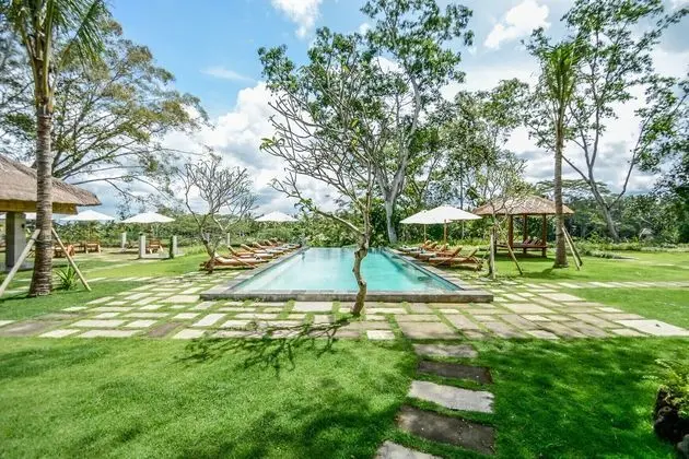 Exceptional 2 BR Suites in Ubud Hidden Gem - Havuz