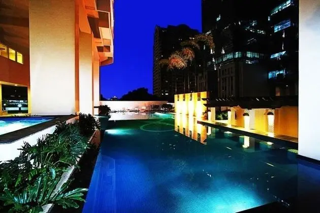 The Exchange Regency Residence Hotel - Havuz