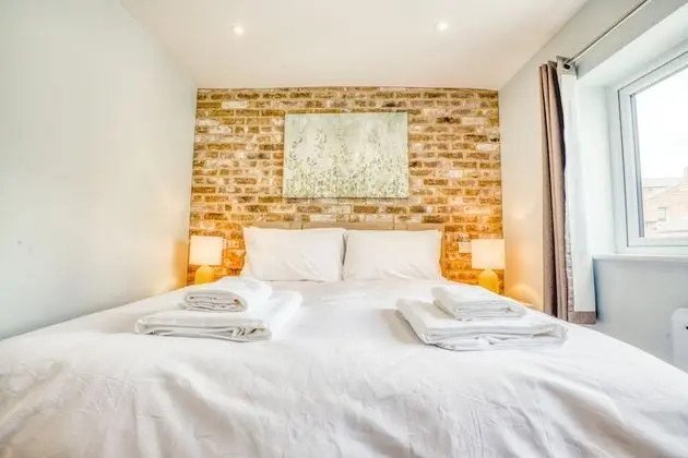 Exclusive 2 Bedroom Apartment Centrally Located in Lincoln Free Wifi Toiletries and Hairdryer - Öne Çıkan Resim