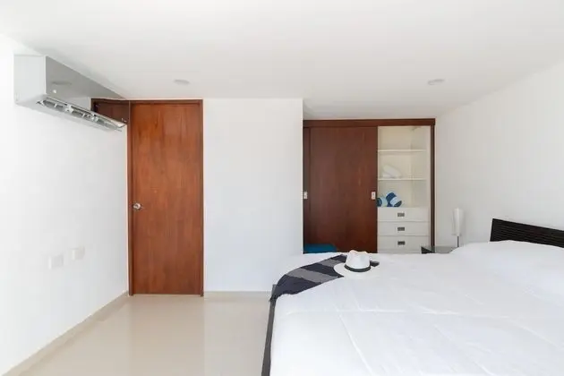 Exclusive 2 Level 3 BR Penthouse Private Hot Tub Roof Wifi Great Amenities GYM - Oda