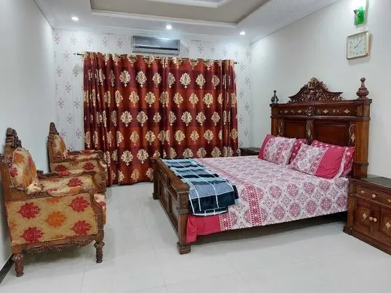 Exclusive 3 Bedroom Ground Floor Portion - Oda