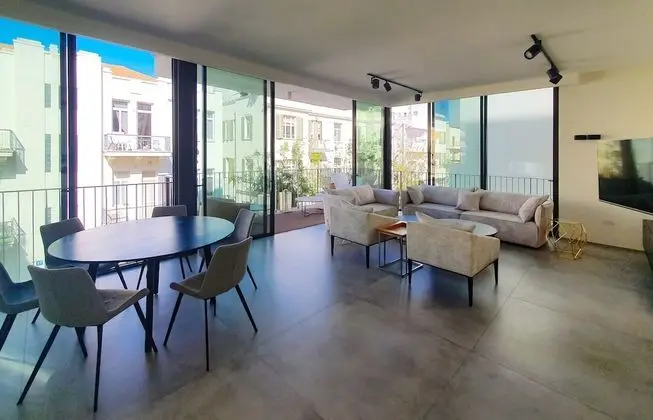 Exclusive 3BDR Near Rothschild TL40 - Öne Çıkan Resim