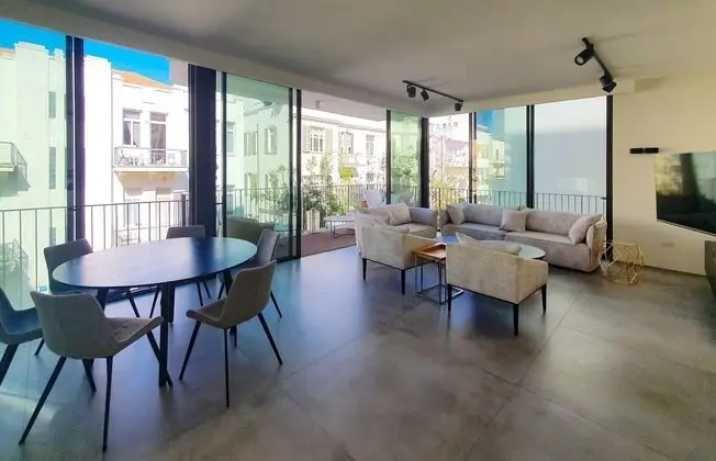Exclusive 3BDR Near Rothschild TL40 - Öne Çıkan Resim