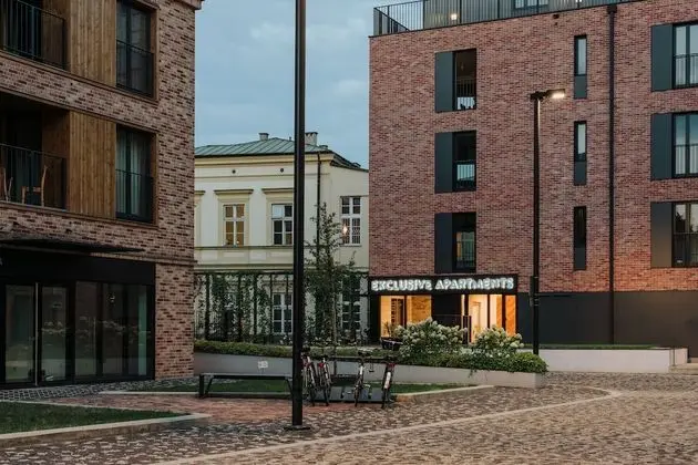 EXCLUSIVE Aparthotel Kraków - Dış Mekan