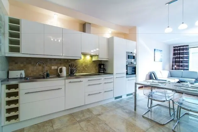 EXCLUSIVE Aparthotel Warszawa - Mutfak