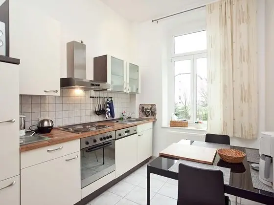 Exclusive Apartment in the Beautiful Ore Mountains With Conservatory and Villa Park - Mutfak
