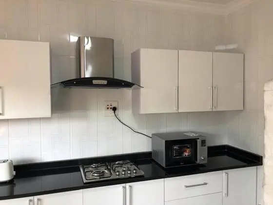Exclusive Apartment in Handsworth - 2 Bedrooms - Mutfak