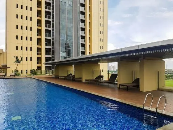 Exclusive with Comfortable 2BR Apartment at Branz BSD - Havuz