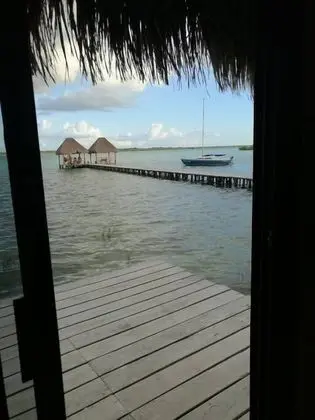 Exclusive Palafito at Bacalar Lagoon Front - Oda Manzaraları