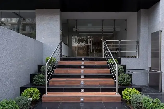 Exclusive Penthouse with Private Rooftop Jacuzzi by Simply Comfort - Dış Mekan