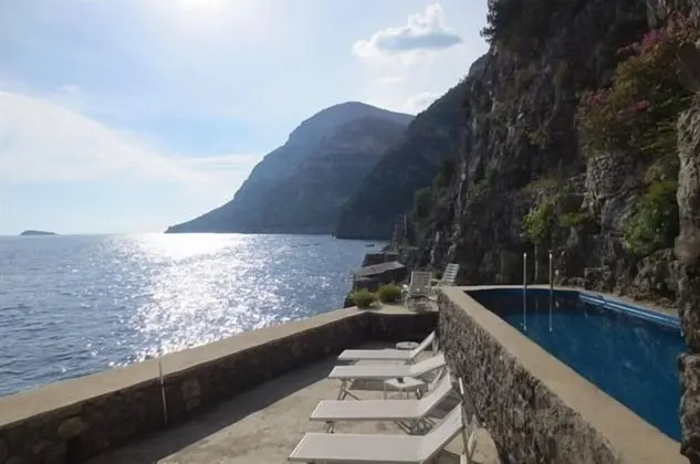 Exclusive Villa with Private Swimming Pool and Dock - Havuz