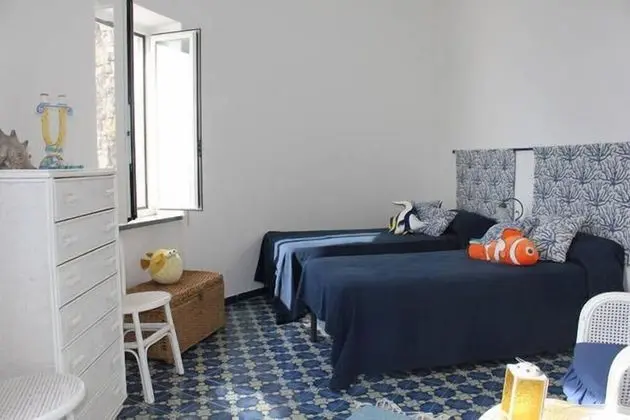 Exclusive Villa with Private Swimming Pool and Dock - Oda