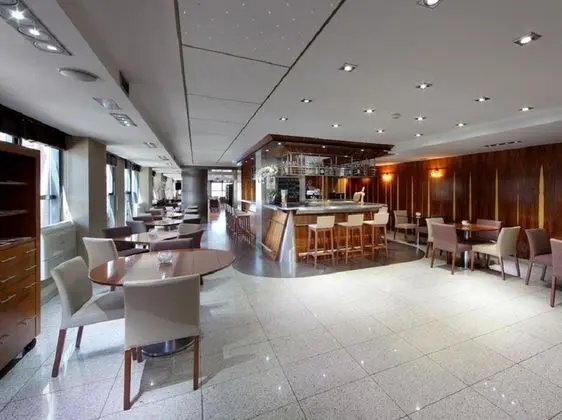 Exe Plaza - Bar