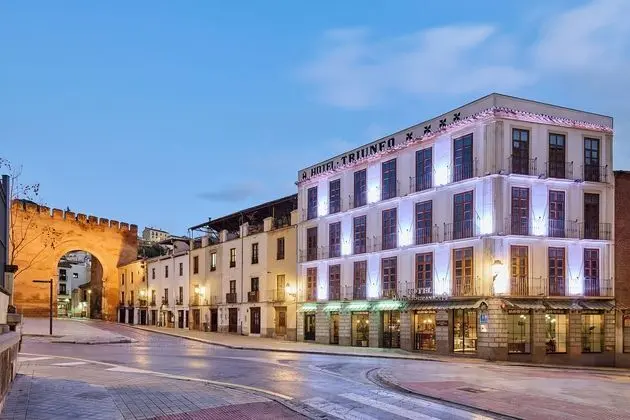 Exe Triunfo Granada - Dış Mekan
