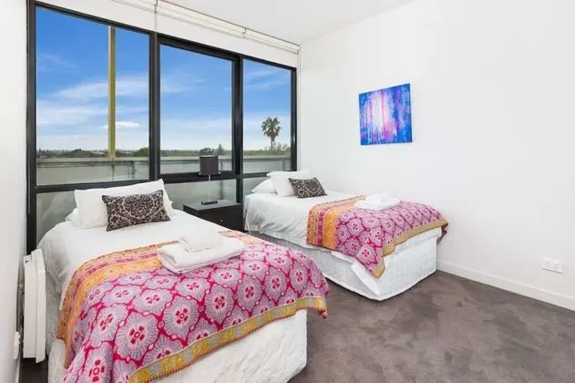Executive Apartment With Bay Views - Oda