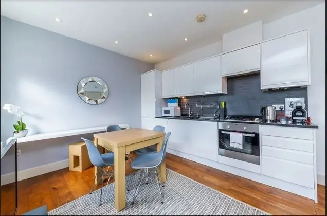Executive Apartments in Central London with WiFi - Mutfak
