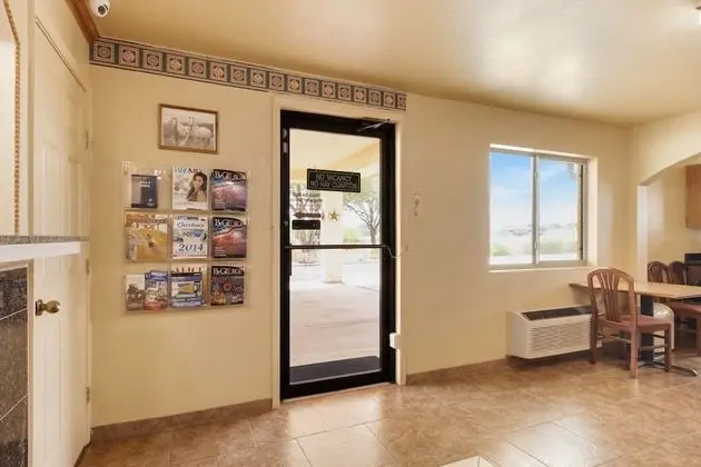 Executive Inn Freer - Lobi