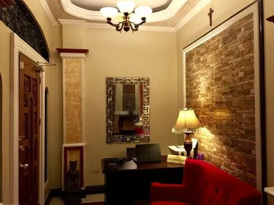 The Executive Villa Inn & Suites - Lobi