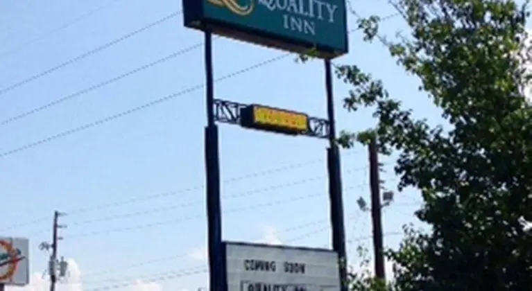 Executive Inn & Suites